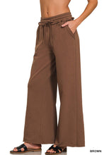 Load image into Gallery viewer, Fleece Exposed Seam Wide Leg Sweatpants