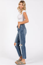 Load image into Gallery viewer, P1275M-MD KNEE DESTROYED SUPER HIGH RISE STRETCH MOM JEANS