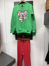 Load image into Gallery viewer, Christmas Bow Chenille Sequin Sweatshirt