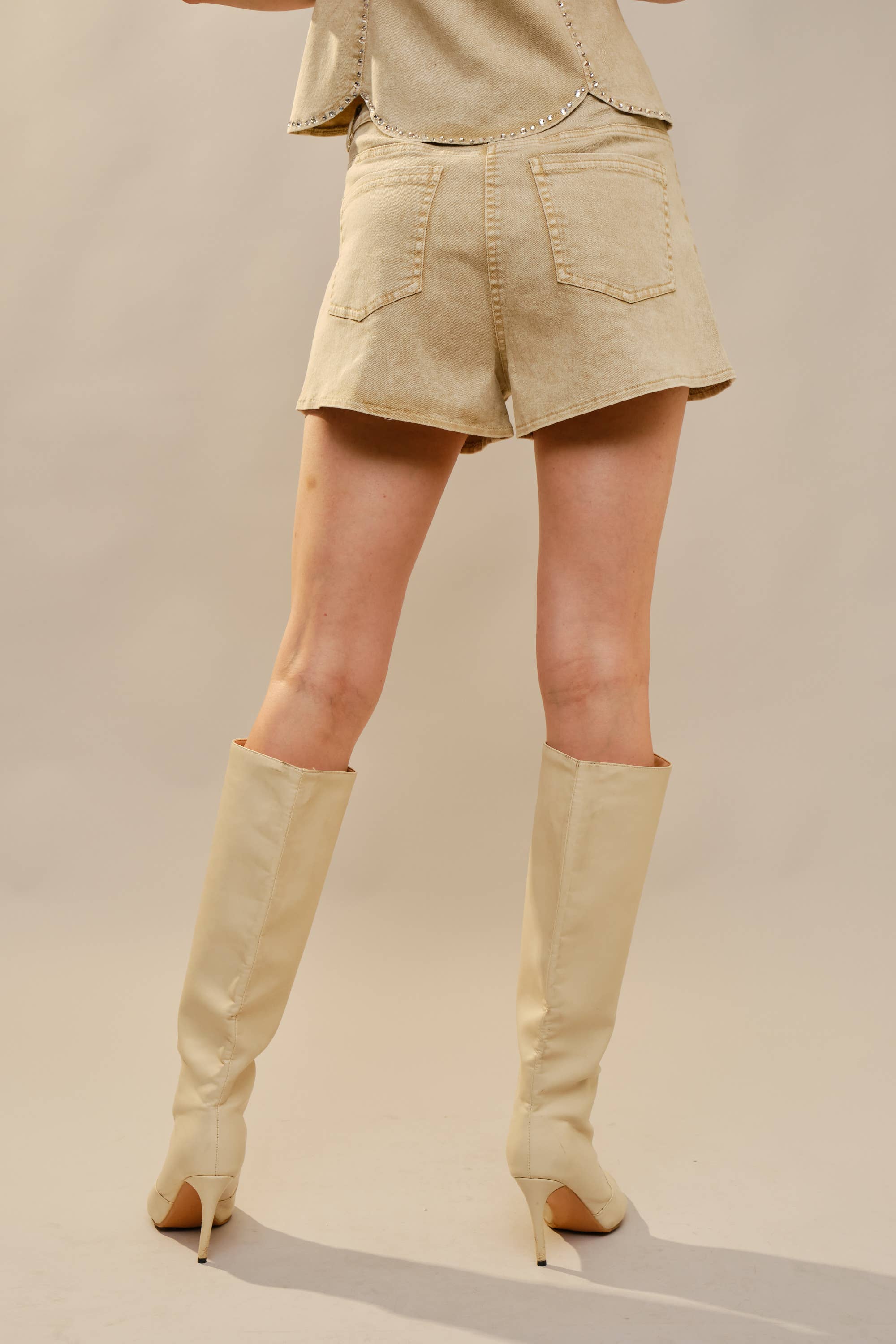 23867P Scallop Hem Embellished Denim Shorts