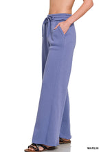 Load image into Gallery viewer, Fleece Exposed Seam Wide Leg Sweatpants
