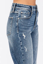 Load image into Gallery viewer, P1275M-MD KNEE DESTROYED SUPER HIGH RISE STRETCH MOM JEANS
