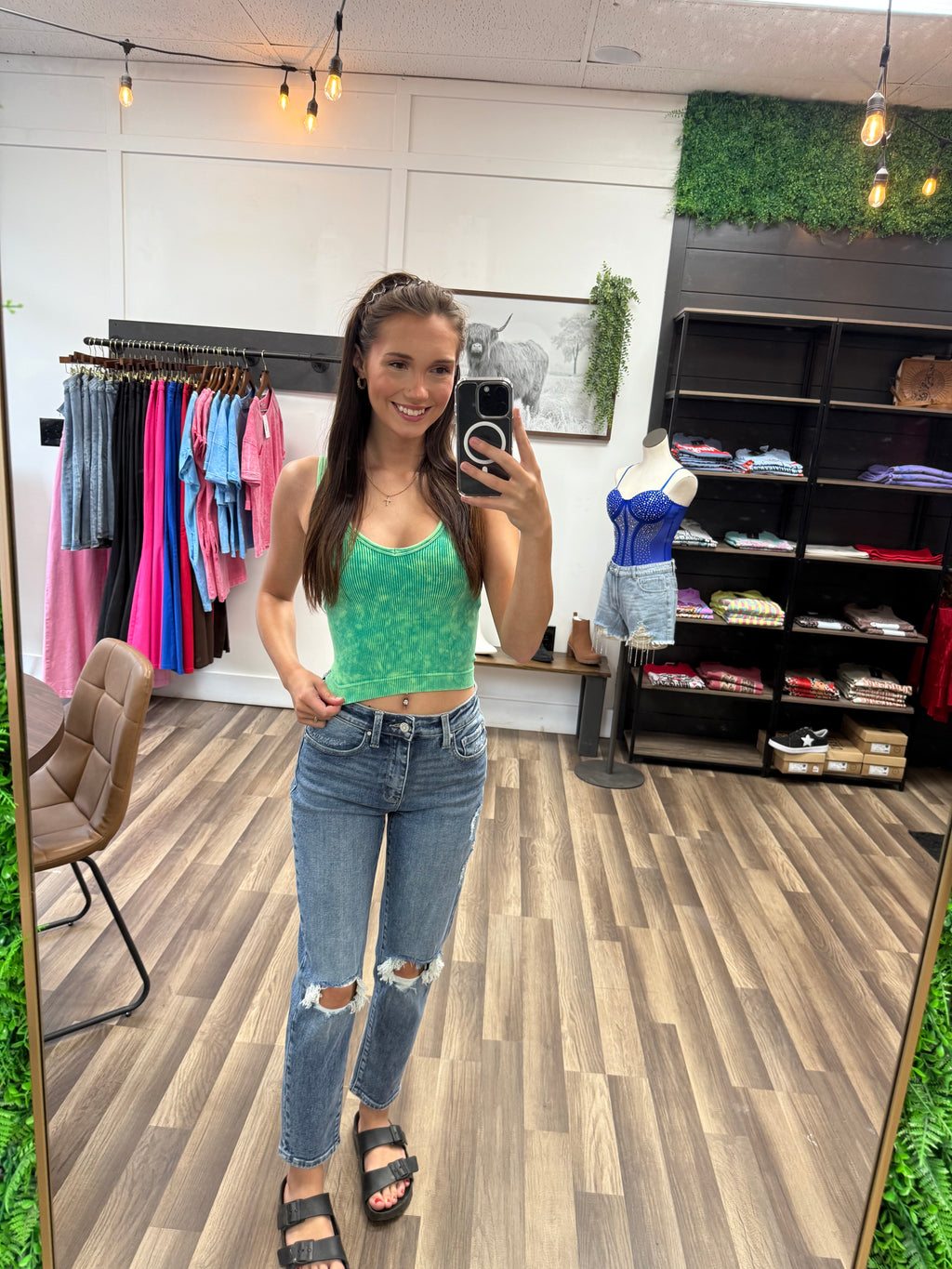 Versatile Light Ribbed Tank