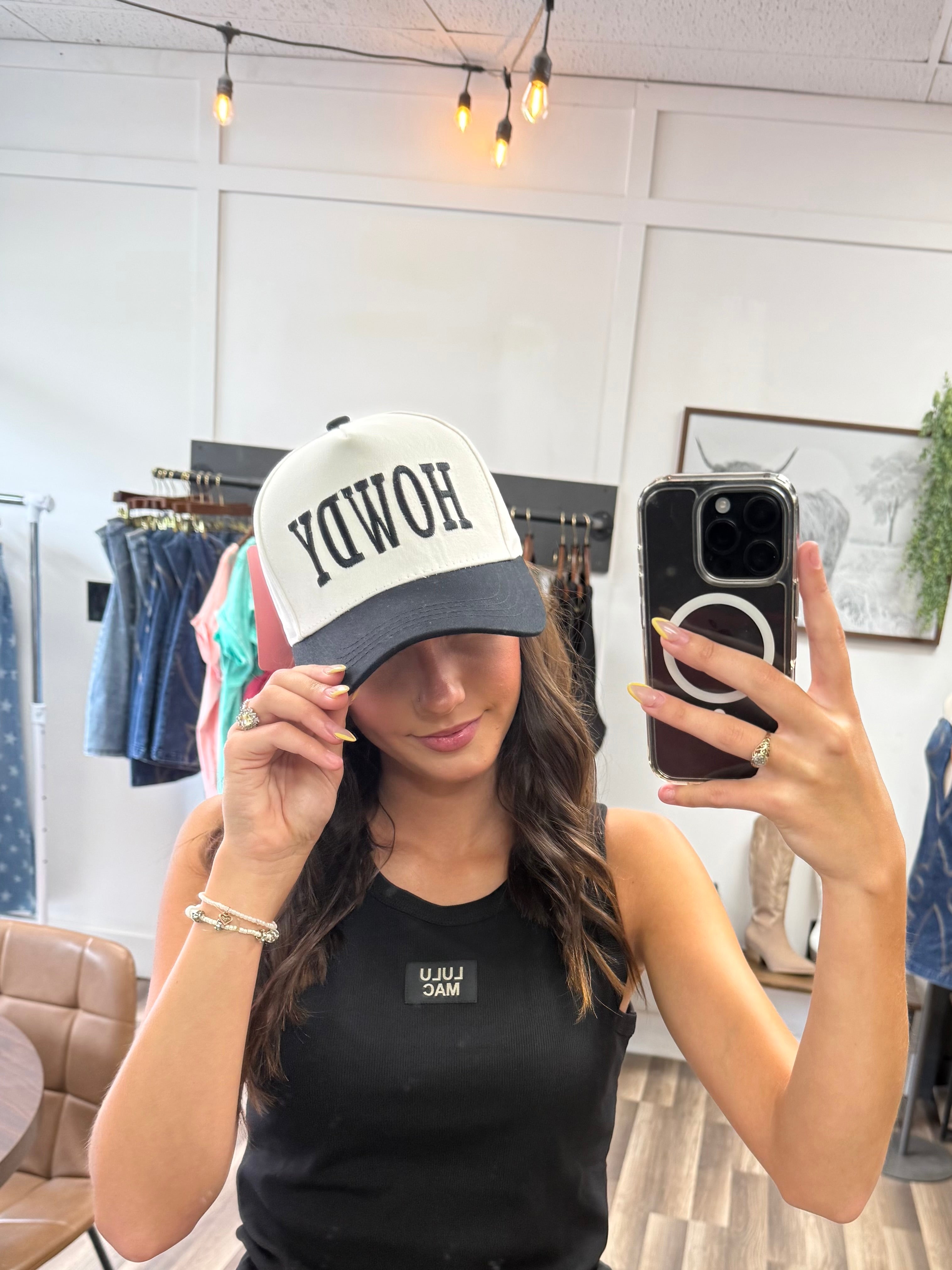 HOWDY HAT