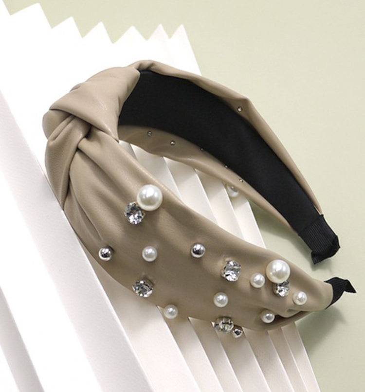 Knotted Faux Pearl Rhinestone Head band