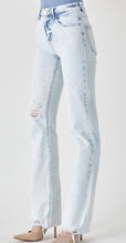 Load image into Gallery viewer, Vivian Vintage High Rise Straight Jeans
