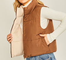 Load image into Gallery viewer, Skyler Cropped Puffer Vest
