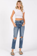 Load image into Gallery viewer, P1275M-MD KNEE DESTROYED SUPER HIGH RISE STRETCH MOM JEANS
